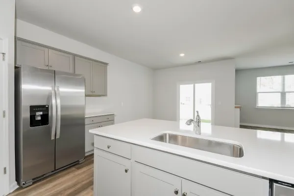 $2,600 | 8019 Precious Court, Ravenel, SC 29470