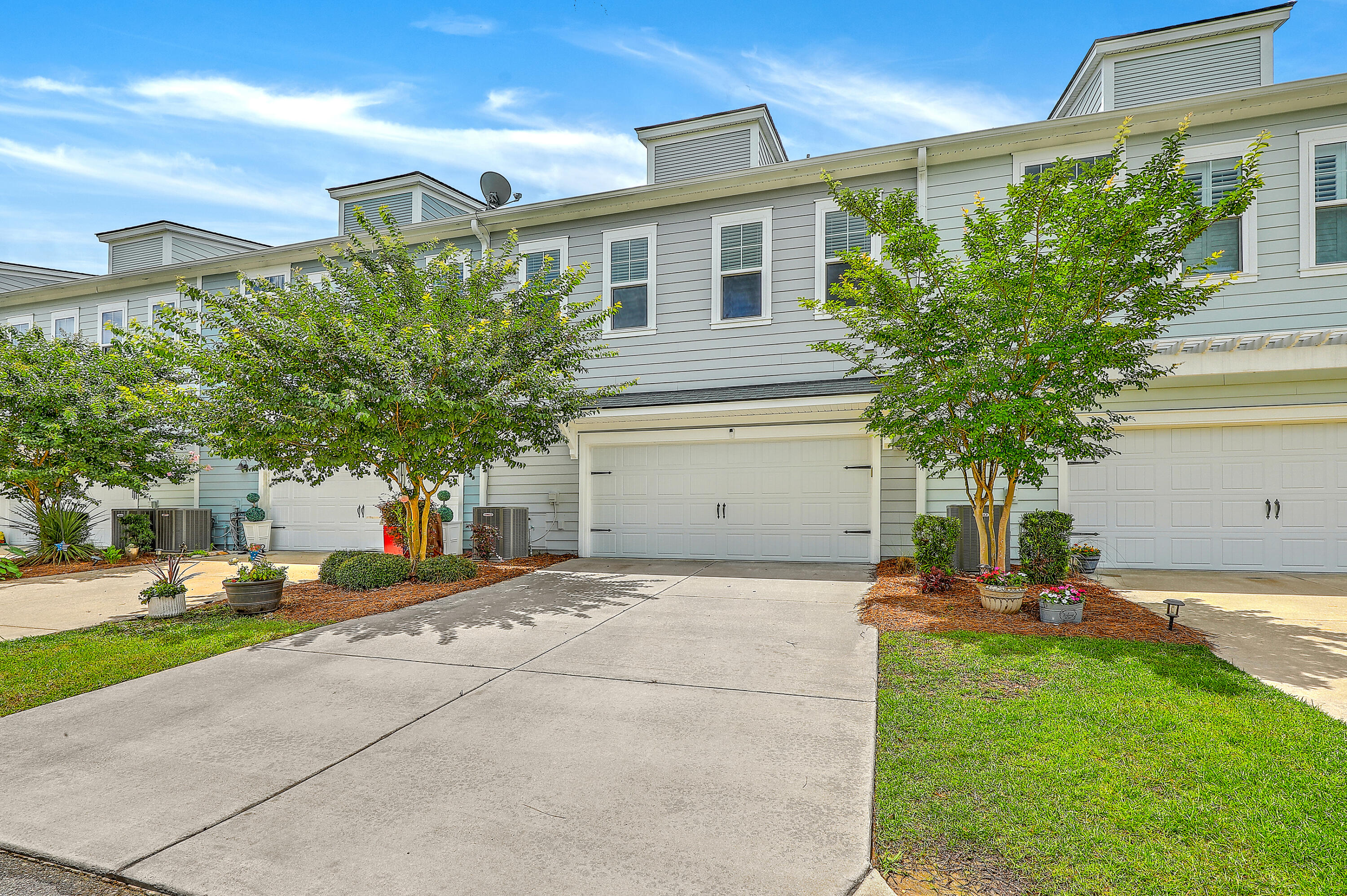 3125 Sturbridge Road Mount Pleasant, SC 29466 - Photo 31 of 57 Garage, Exterior Back