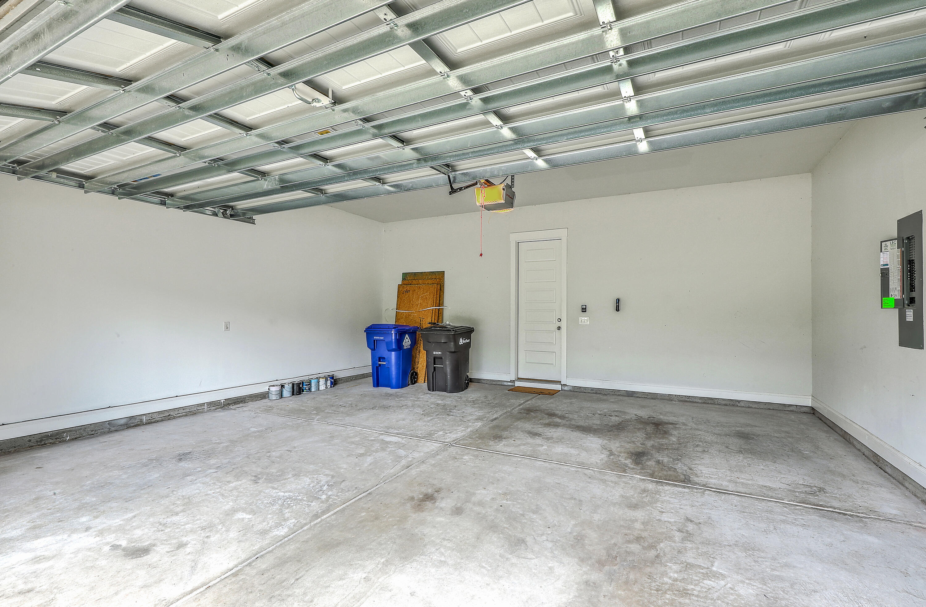3125 Sturbridge Road Mount Pleasant, SC 29466 - Photo 33 of 57 Attached 2 Car Garage