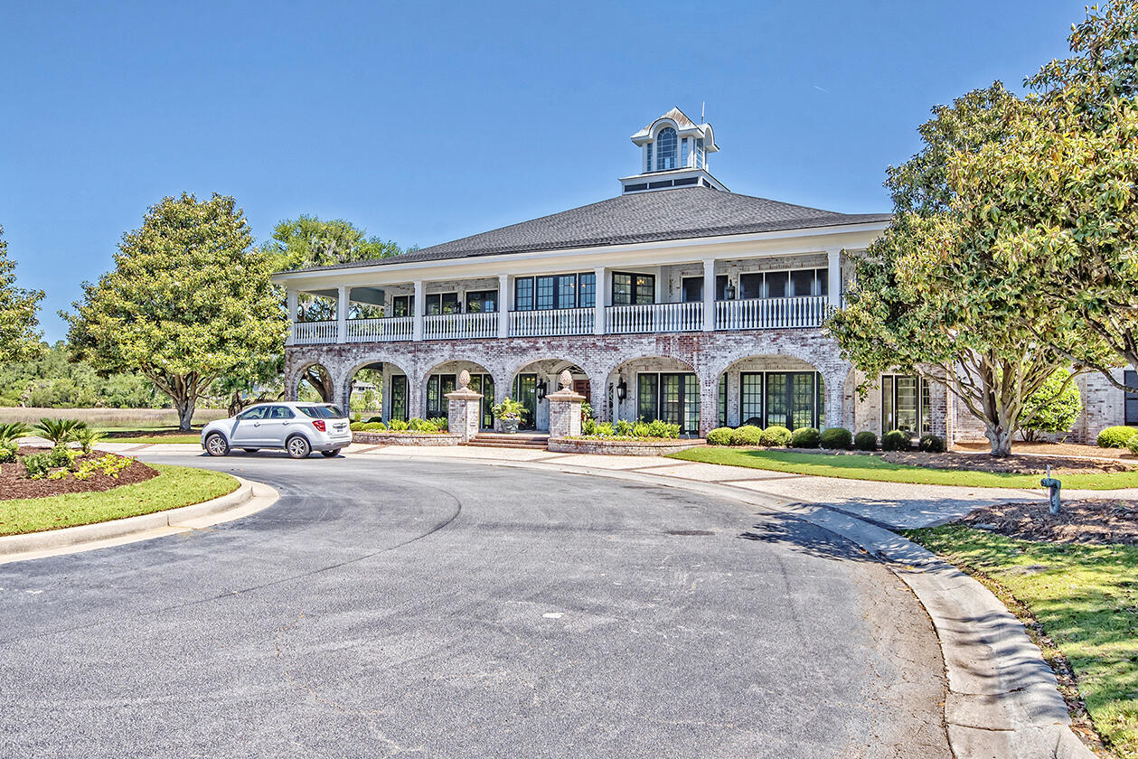 3125 Sturbridge Road Mount Pleasant, SC 29466 - Photo 52 of 57 Amenities