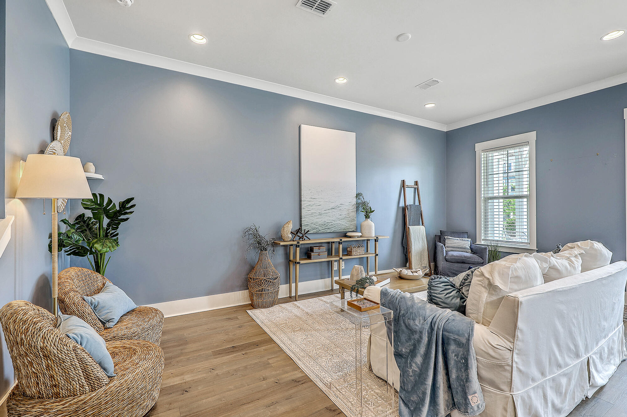 3125 Sturbridge Road Mount Pleasant, SC 29466 - Photo 10 of 57 Living Room