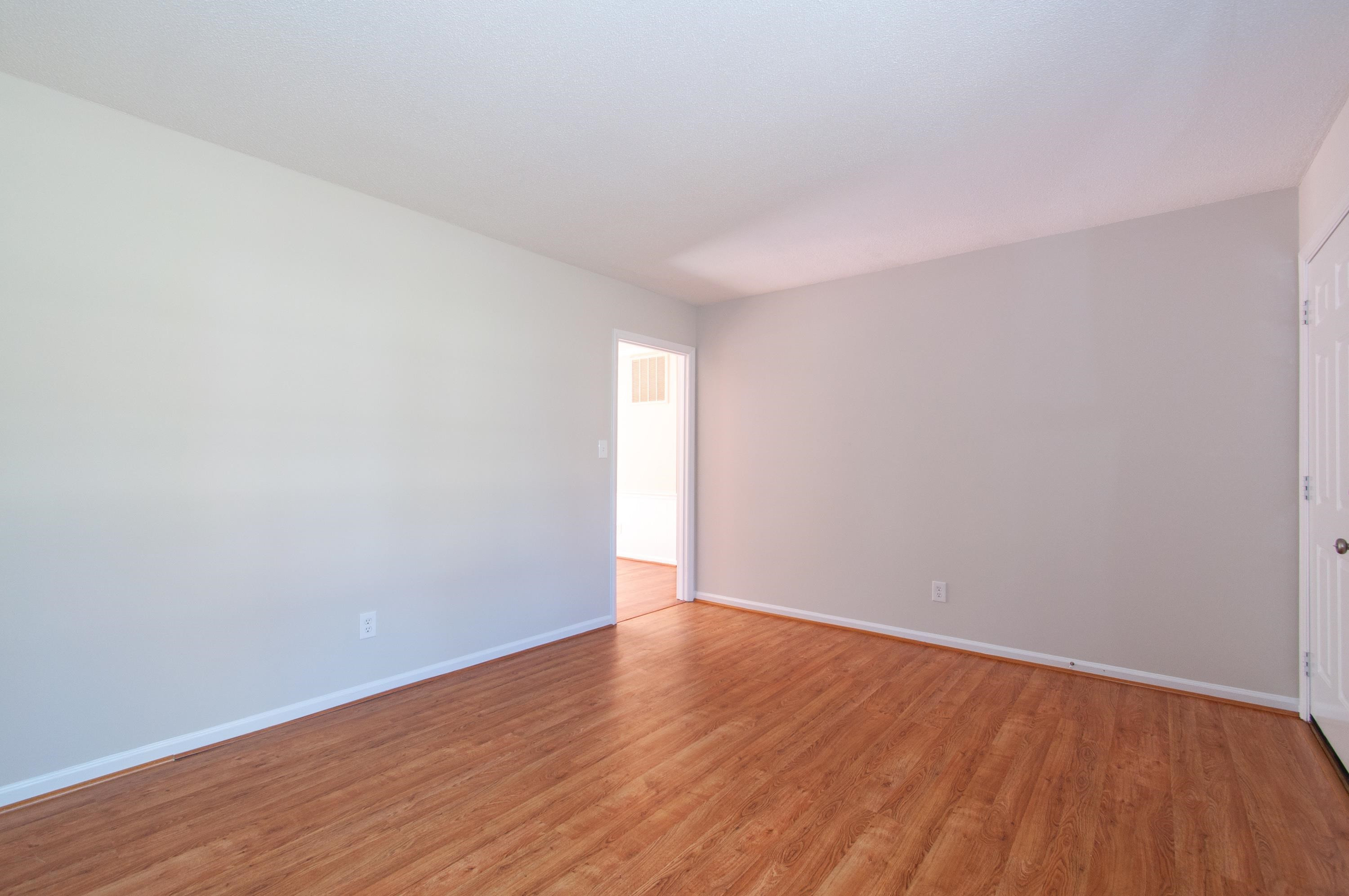 2900 Dunsinane Court Raleigh, NC 27604 - Photo 15 of 40 Living Room