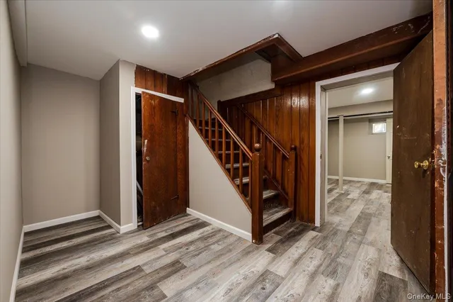 $9,500 | 1 Parkside Drive, Great Neck, NY 11021