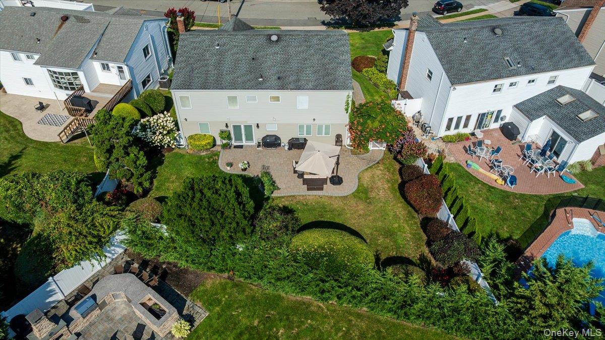 1 Parkside Drive Great Neck, NY 11021 - Photo 27 of 30 Aerial perspective of suburban area