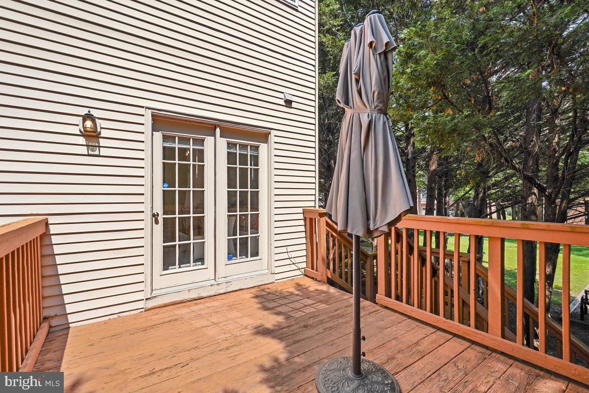 14206 Plum Run Way Silver Spring, MD 20906 - Photo 21 of 48 Exterior Rear Deck