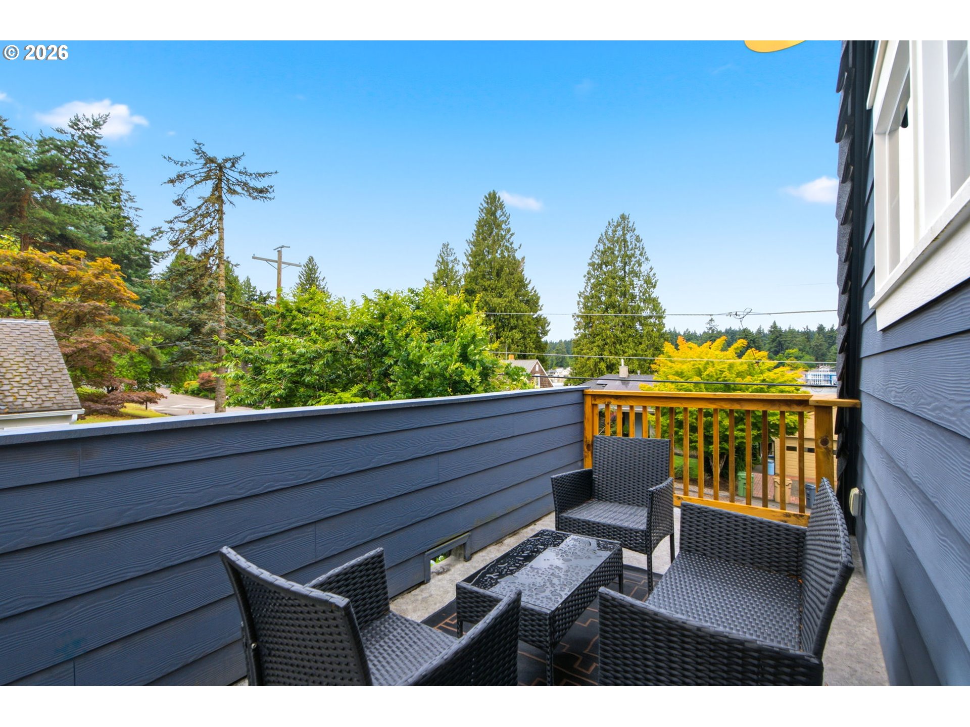 214 North Shr Road Lake Oswego, OR 97034 - Photo 21 of 38 Balcony