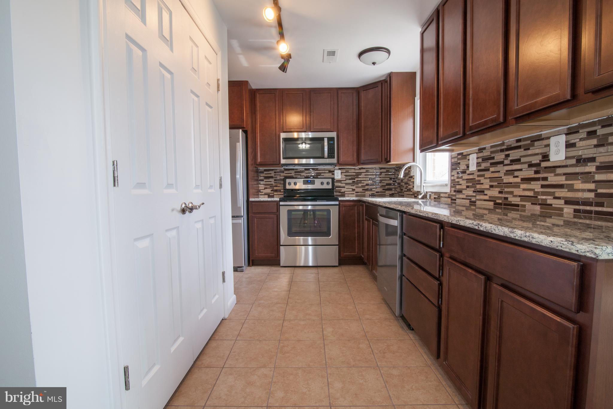 722 Joppa Farm Road Joppa, MD 21085 - Photo 12 of 24 Kitchen
