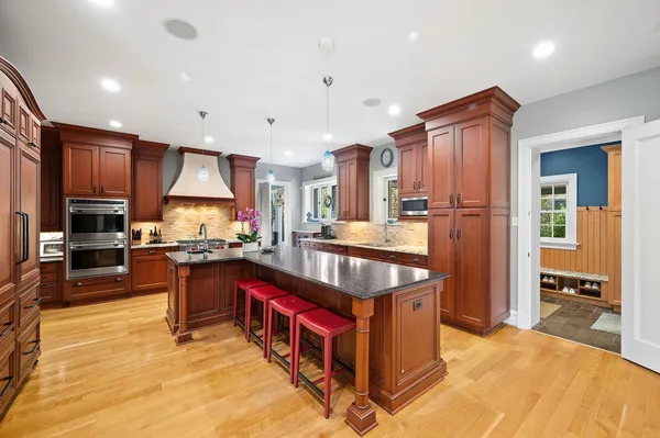 $3,175,000 | 2855 Sheridan Place, Evanston, IL 60201