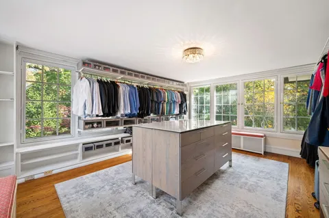 $3,095,000 | 2855 Sheridan Place, Evanston, IL 60201