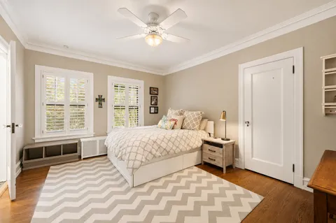$3,095,000 | 2855 Sheridan Place, Evanston, IL 60201