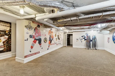 $3,095,000 | 2855 Sheridan Place, Evanston, IL 60201