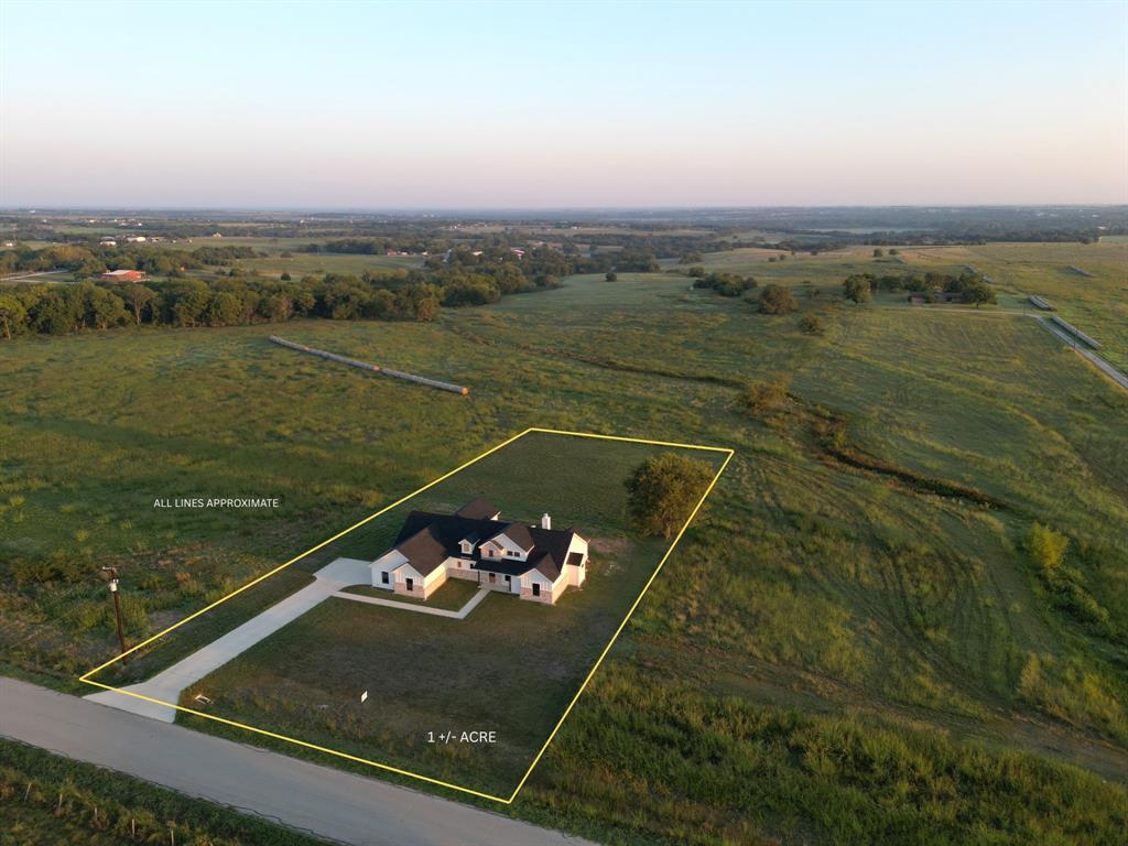 7236 Davidson Road Sanger, TX 76266 - Photo 4 of 40