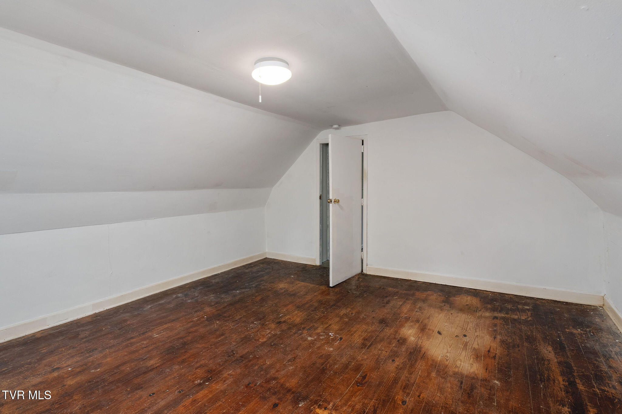 1802 Winchester Road Shady Valley, TN 37688 - Photo 20 of 40 DSC04805