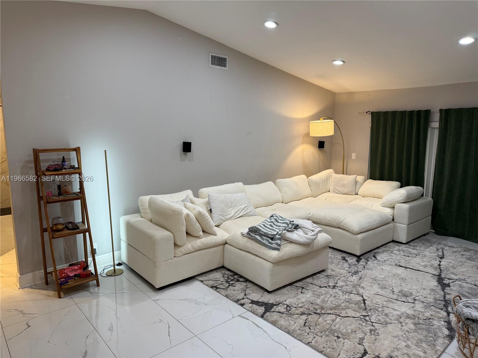 20888 Sugarloaf Lane Boca Raton, FL 33428 - Photo 4 of 25