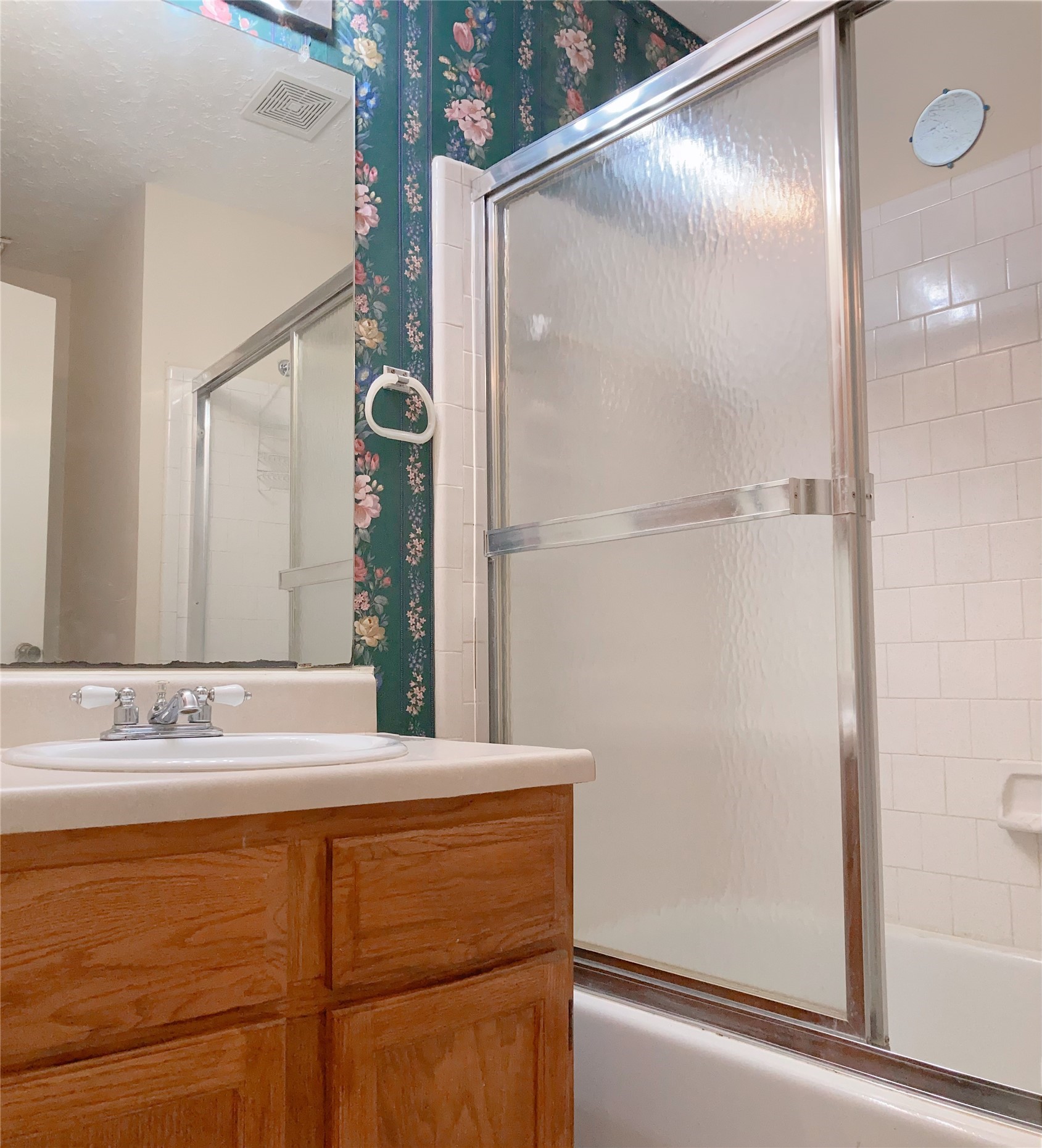 19518 Munsey Court Katy, TX 77449 - Photo 21 of 45 a bathroom with a sink and a mirror