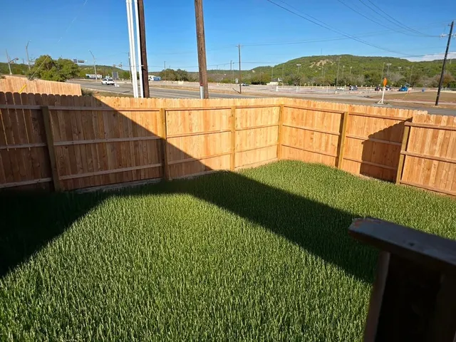 $2,400 | 3214 Glacier Bluff, Kerrville, TX 78028