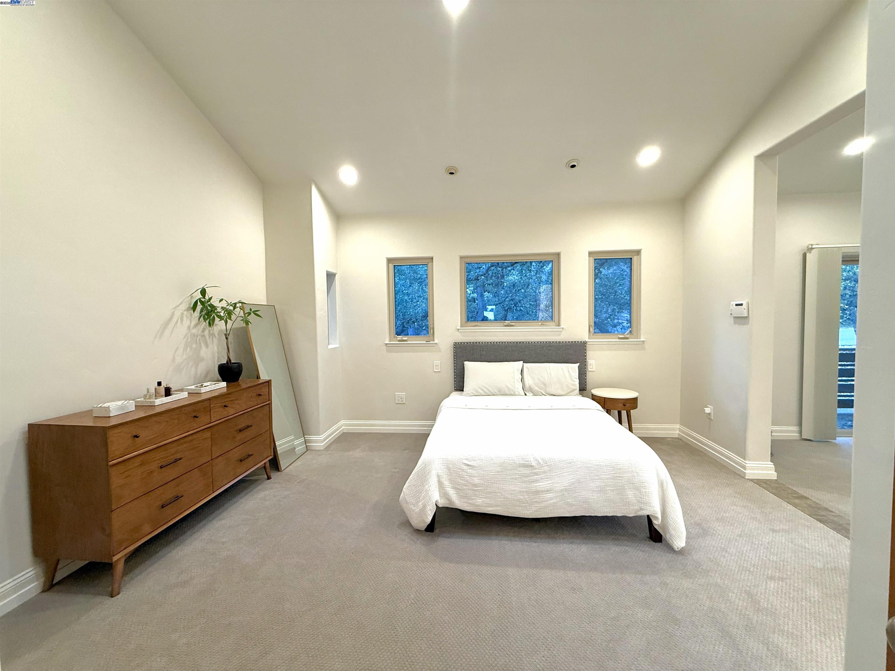 4400 St Andrews Road Oakland, CA 94605 - Photo 14 of 30