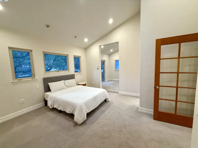 $1,390,000 | 4400 St Andrews Road, Oakland, CA 94605