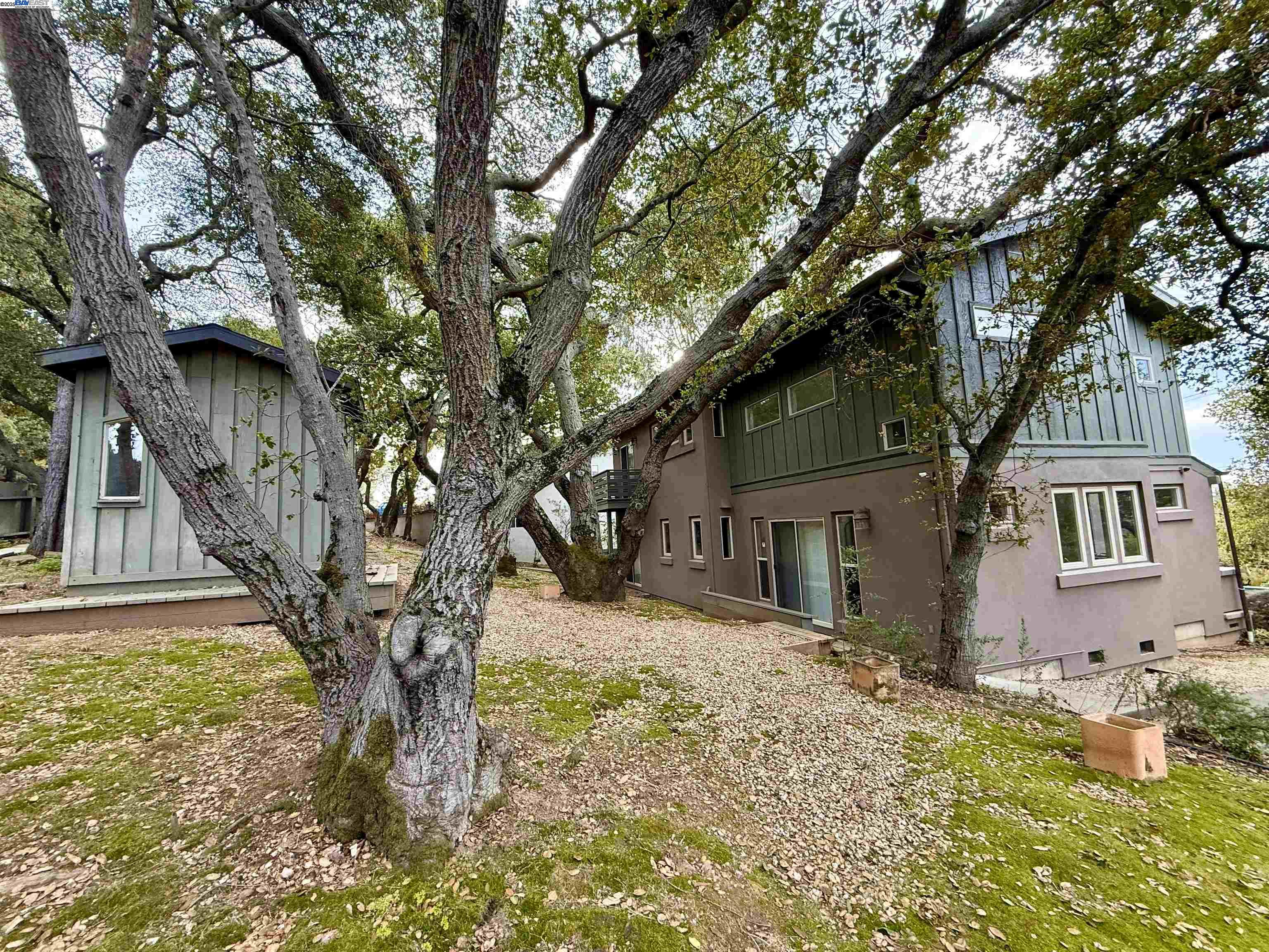 4400 St Andrews Road Oakland, CA 94605 - Photo 28 of 30