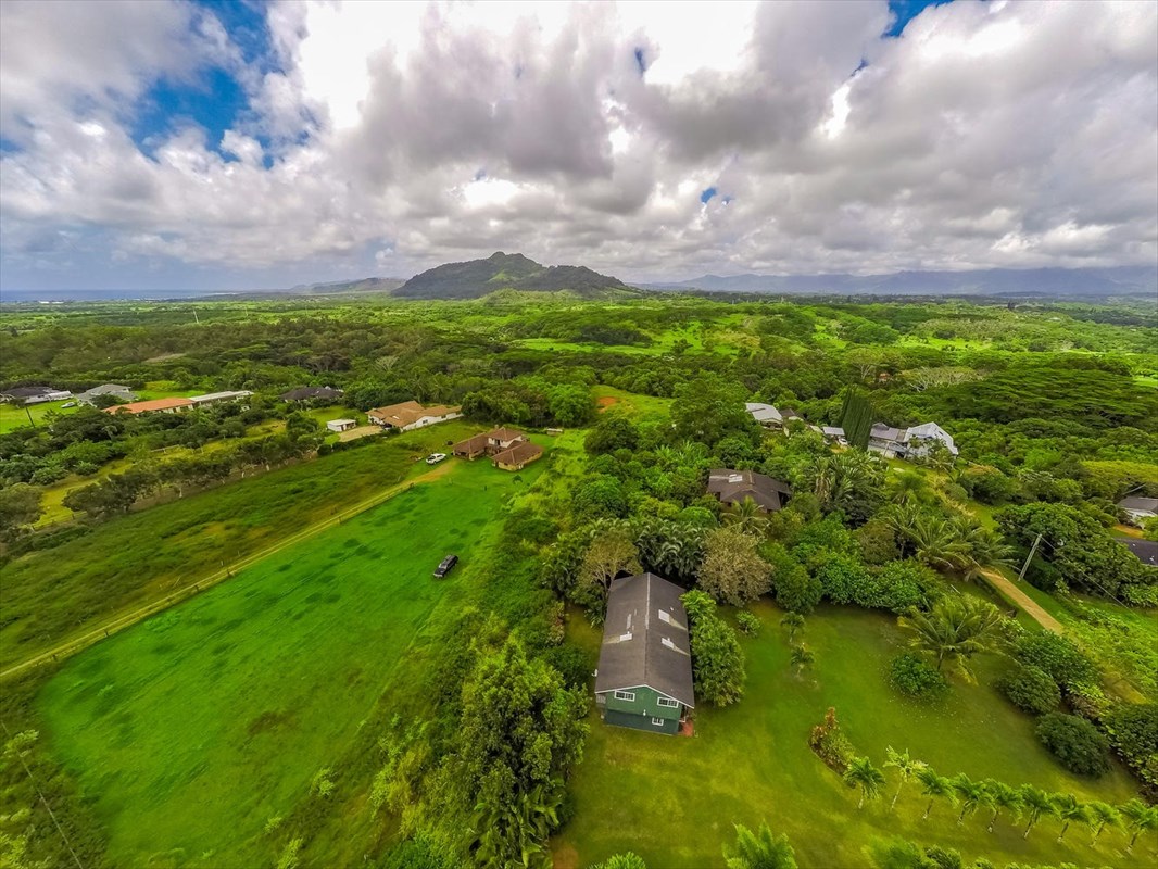 5591 Kaapuni Road, Unit B Kapaa, HI 96746 - Photo 12 of 30 Gallery Image 12