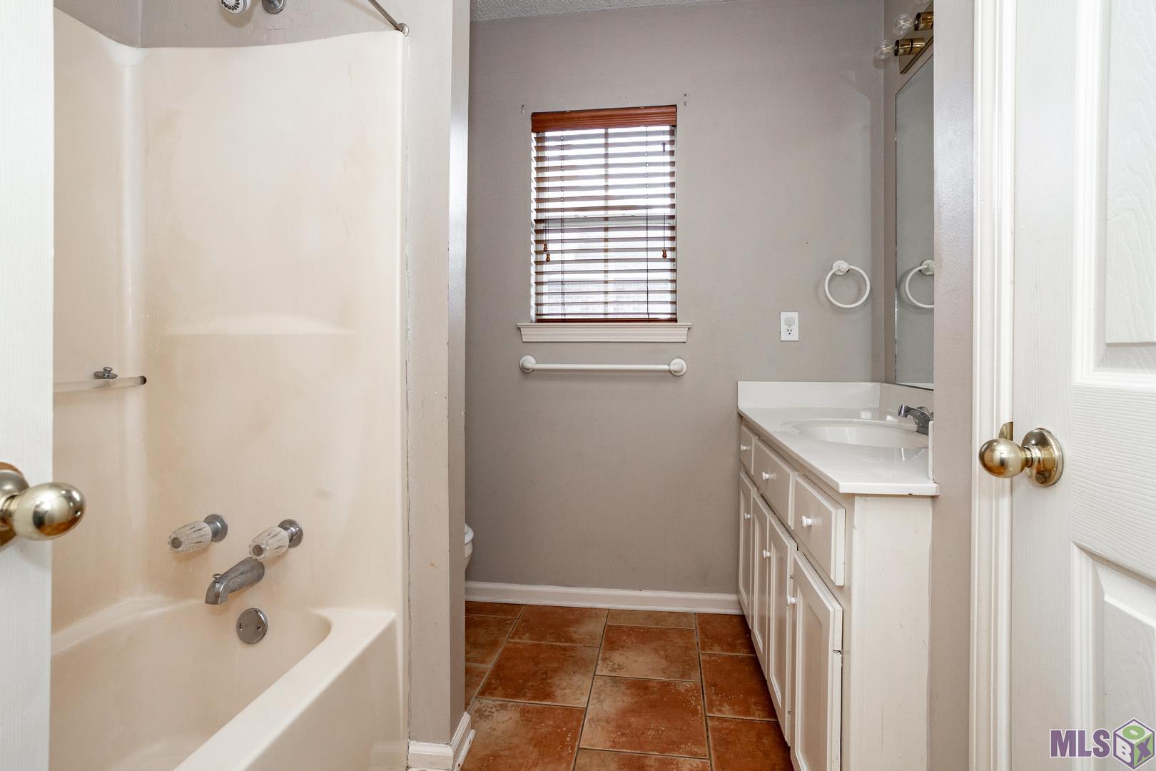 2545 Fairgate Drive Baton Rouge, LA 70816 - Photo 18 of 25 Gallery Image 18