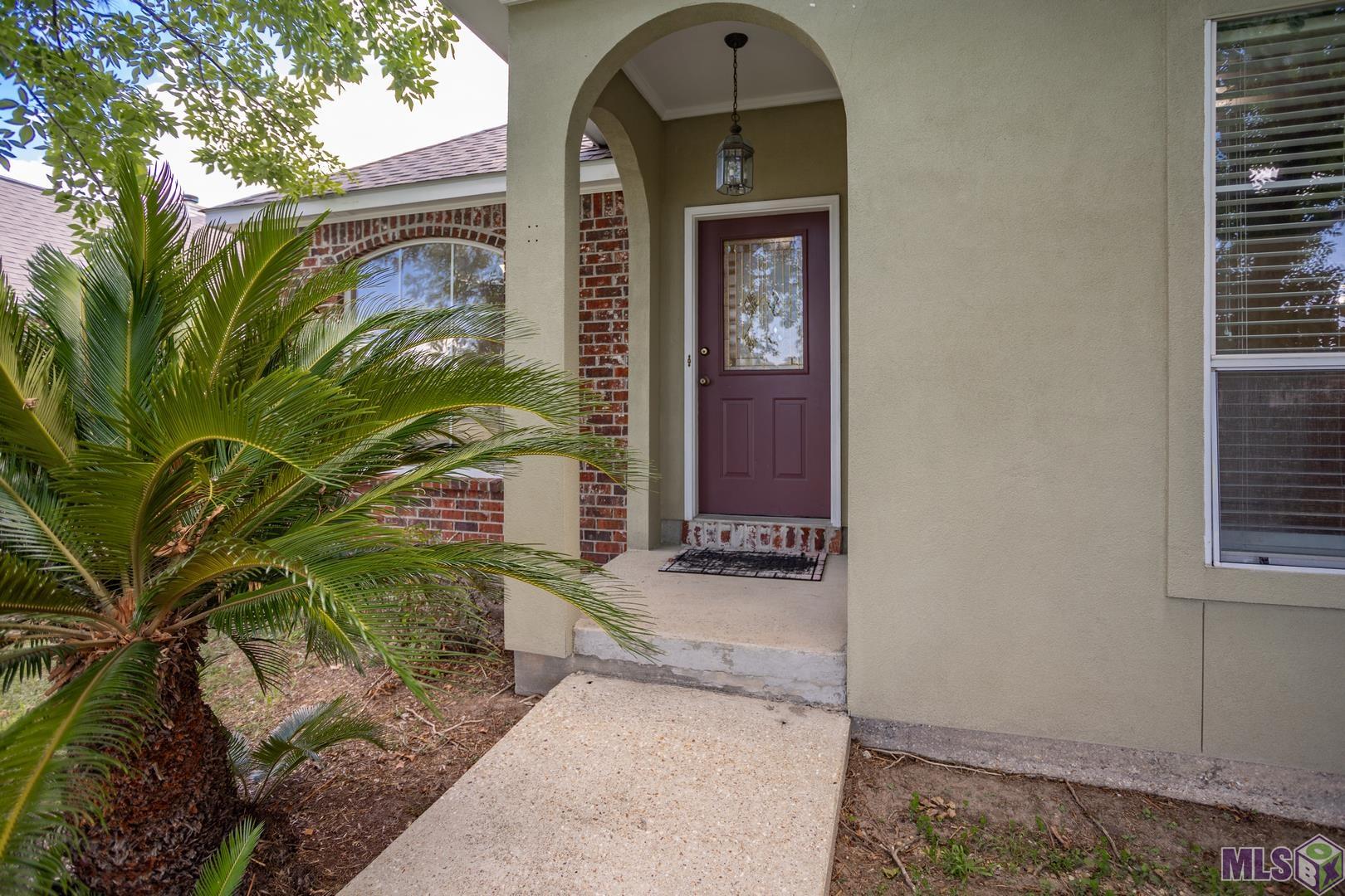 2545 Fairgate Drive Baton Rouge, LA 70816 - Photo 3 of 25 Gallery Image 3