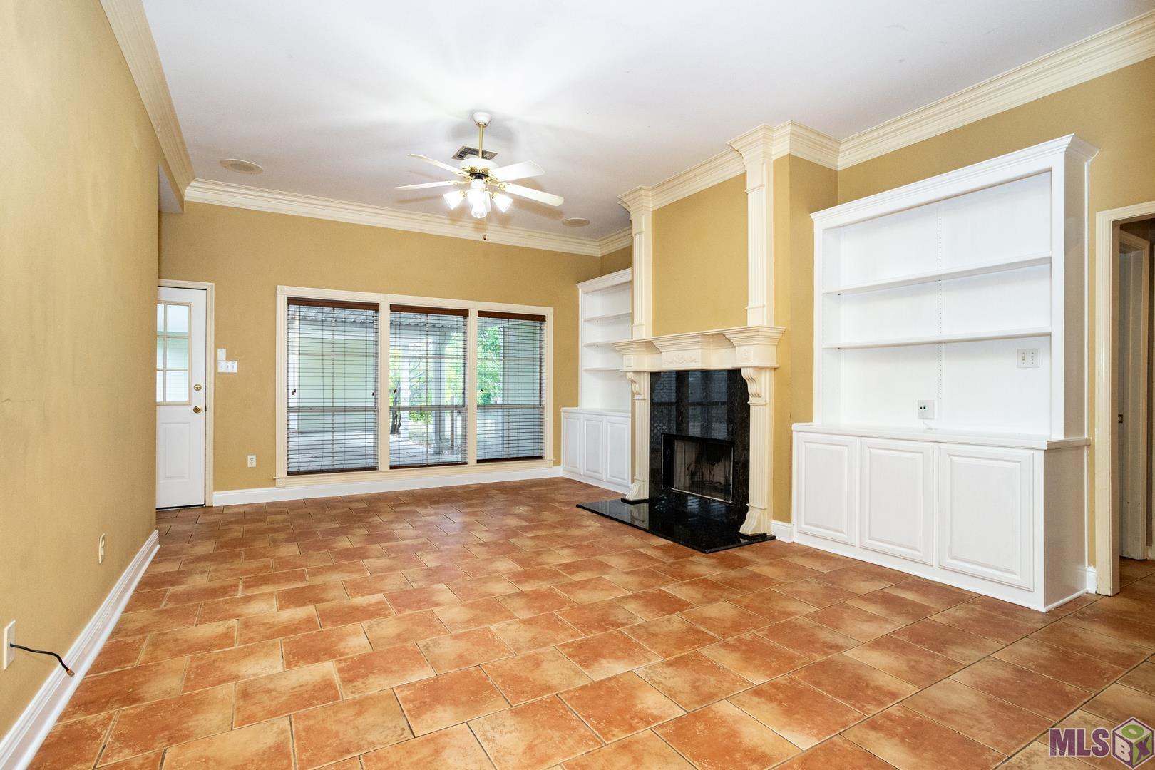 2545 Fairgate Drive Baton Rouge, LA 70816 - Photo 4 of 25 Gallery Image 4