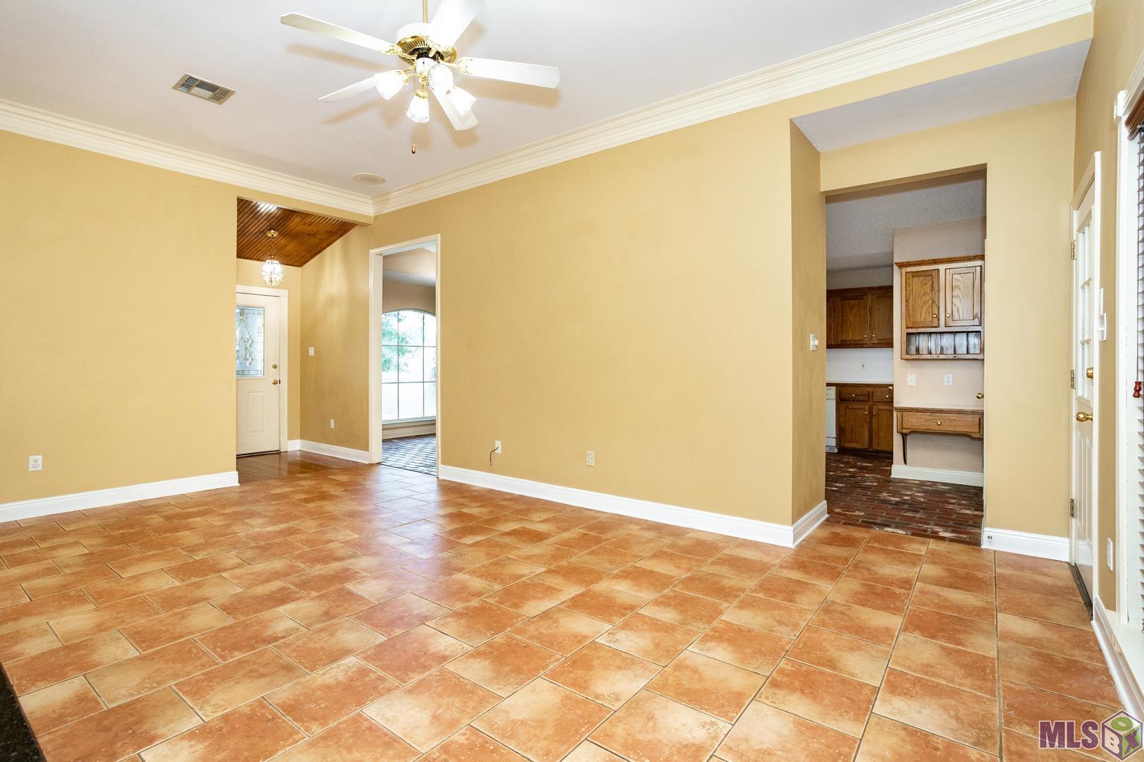 2545 Fairgate Drive Baton Rouge, LA 70816 - Photo 6 of 25 Gallery Image 6