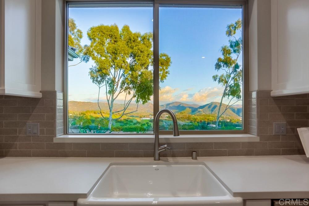 3562 Yucca Way Fallbrook, CA 92028 - Photo 11 of 25 Gallery Image 11