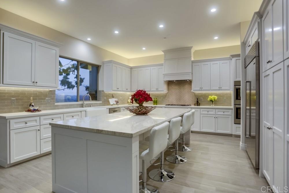 3562 Yucca Way Fallbrook, CA 92028 - Photo 3 of 25 Gallery Image 3