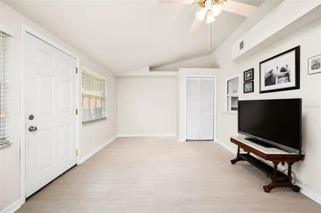 $199,000 | 2720 Northwest 104th Court, Unit B, Gainesville, FL 32606