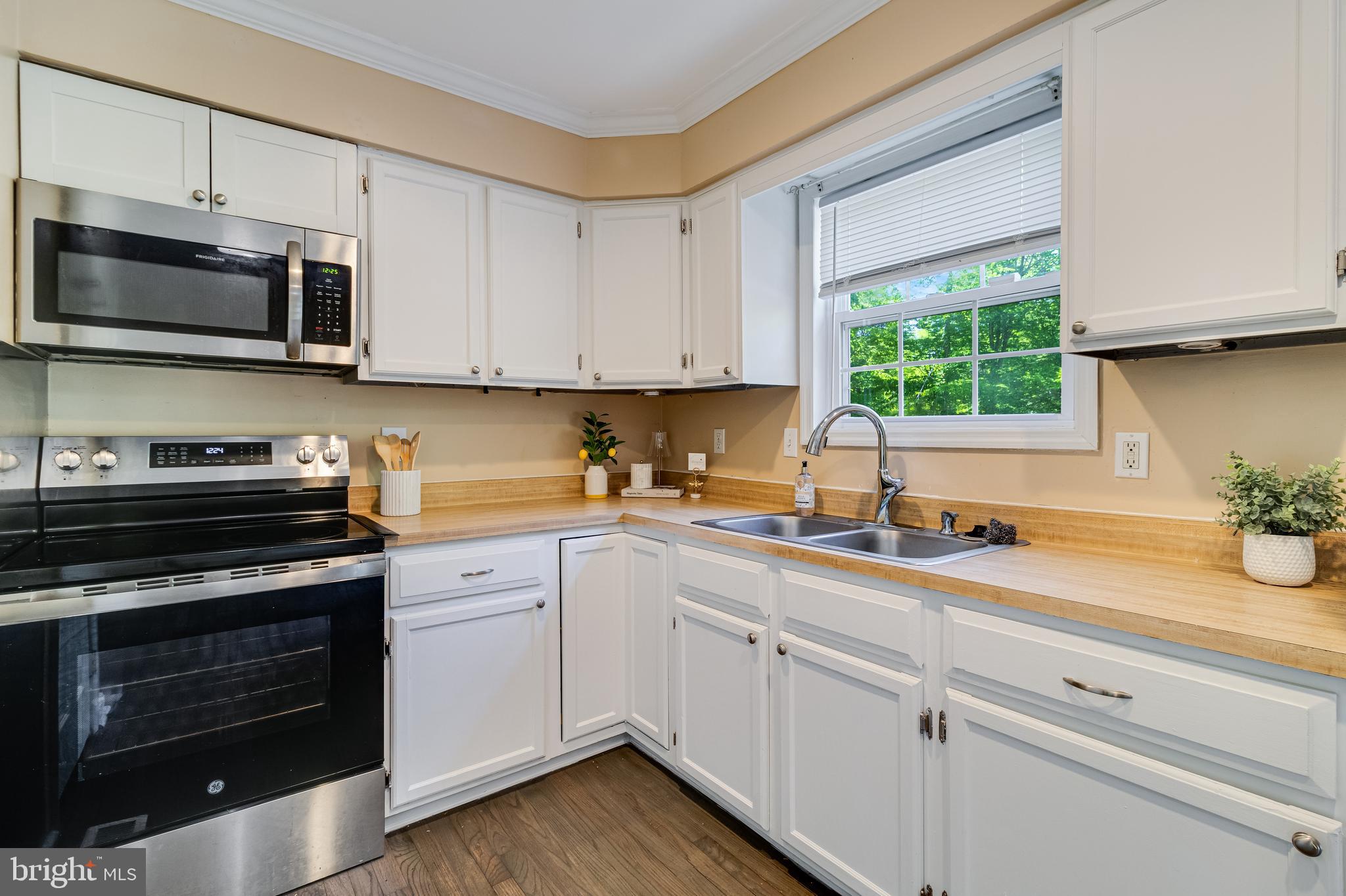 5017 Brandywine Street St. Leonard, MD 20685 - Photo 8 of 48
