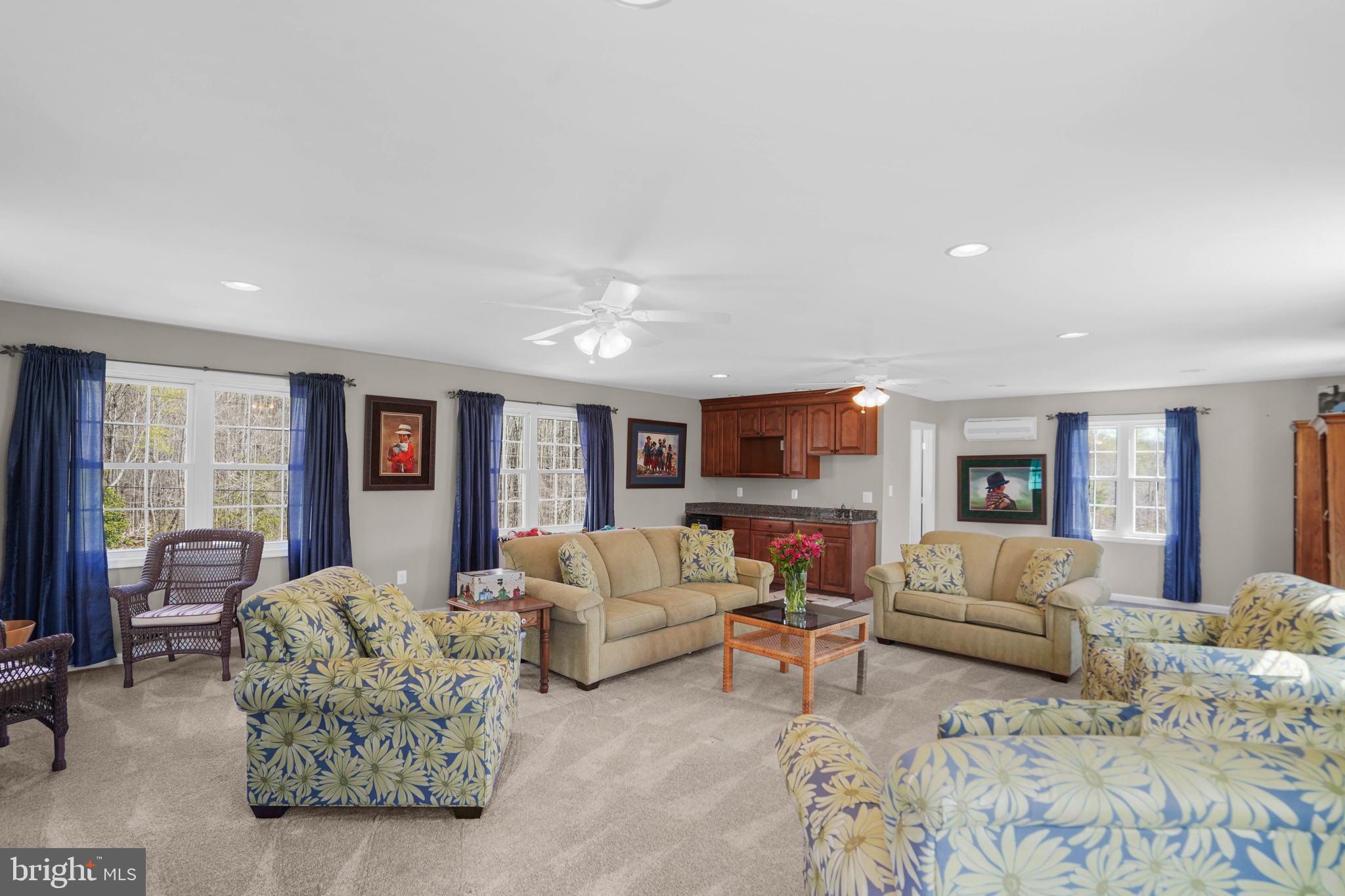 15775 Mt Calvert Road Upper Marlboro, MD 20772 - Photo 33 of 58 In-law suite above garage