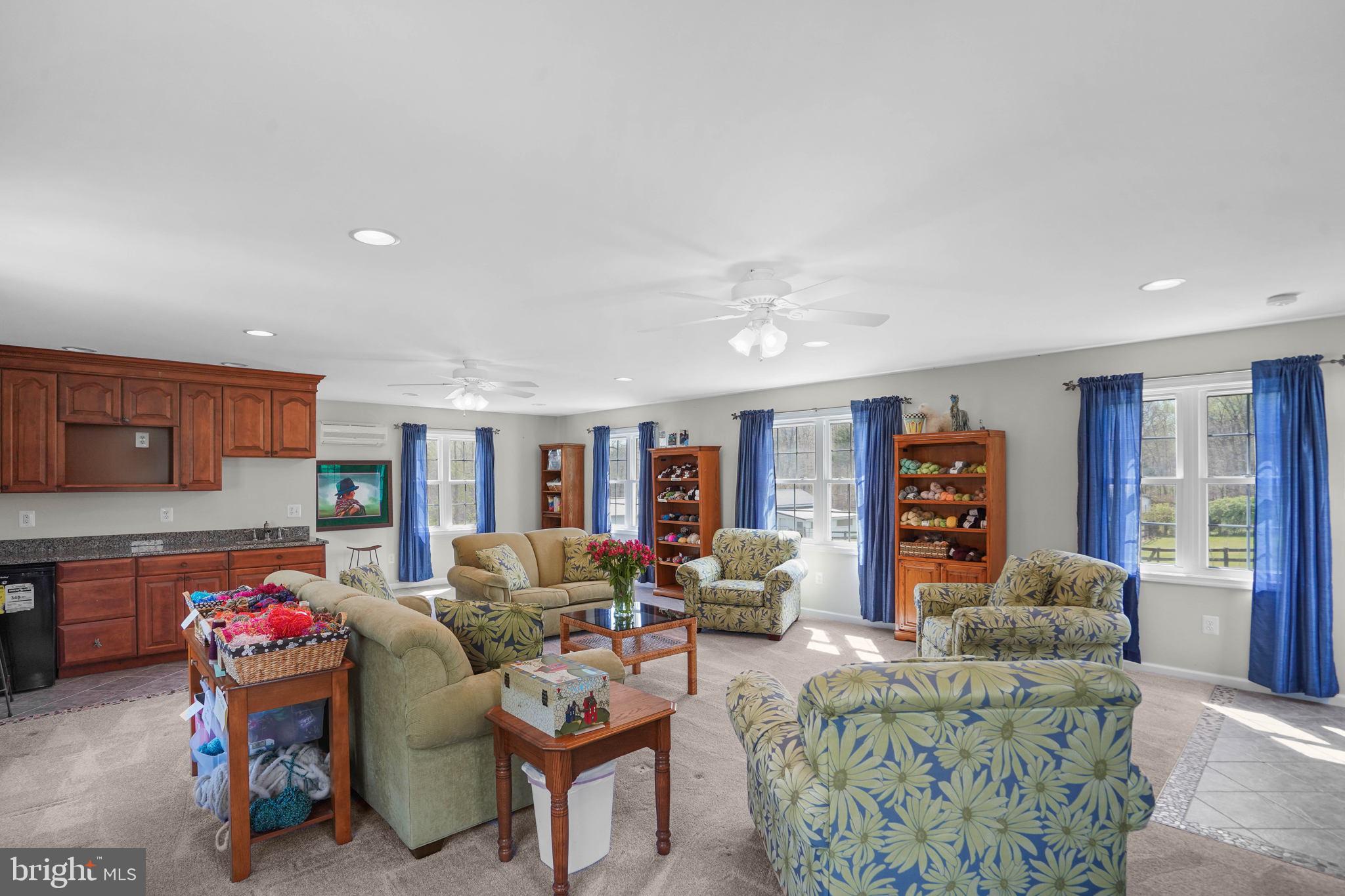 15775 Mt Calvert Road Upper Marlboro, MD 20772 - Photo 34 of 58 Bright In-law above garage