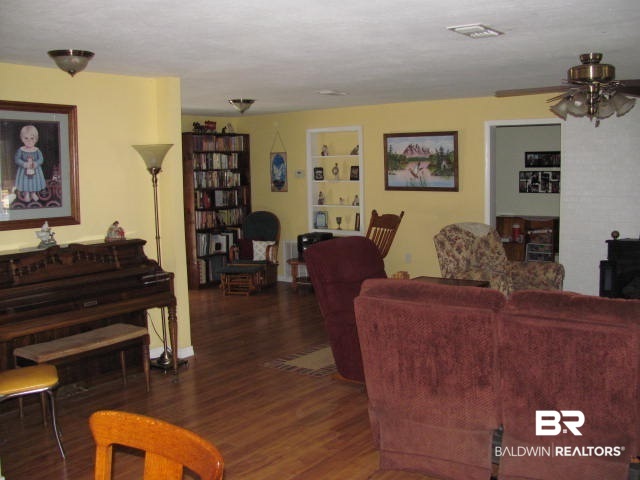 2770 North Millry Buckatunna Road Millry, AL 36558 - Photo 5 of 18 Living Room