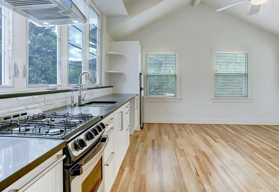 4518 Red River Street, Unit B Austin, TX 78751 - Photo 7 of 11