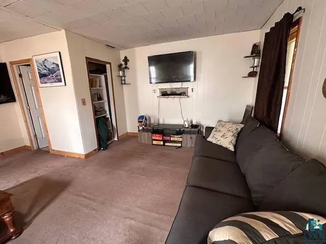 $160,000 | 840 East Chapman Street, Ely, MN 55731