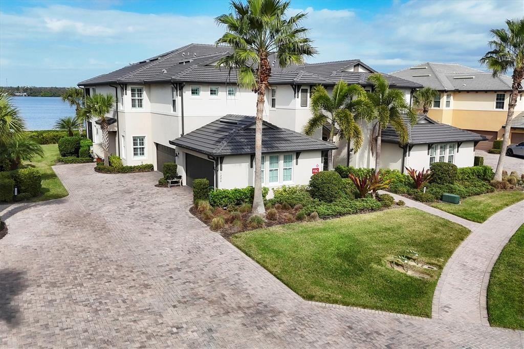 1226 Riverscape Street Bradenton, FL 34208 - Photo 2 of 56