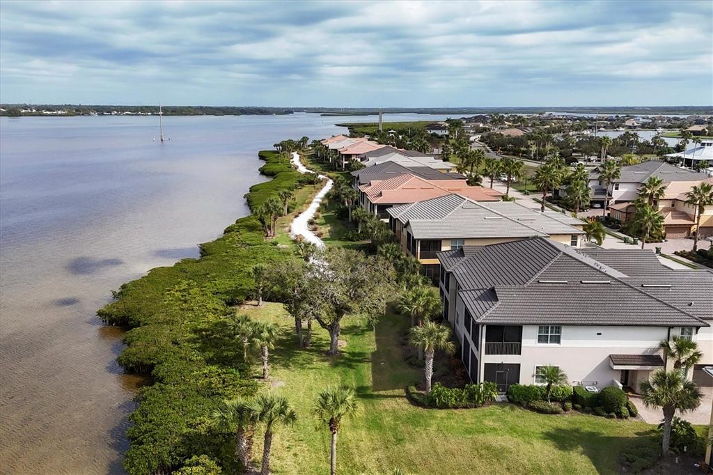 1226 Riverscape Street Bradenton, FL 34208 - Photo 36 of 56