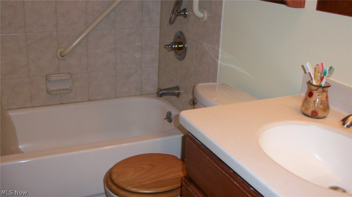 38760 Chestnut Ridge Road Elyria, OH 44035 - Photo 17 of 21 Gallery Image 17