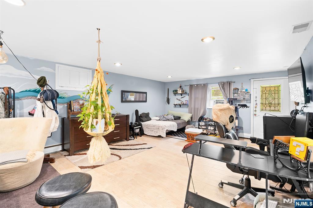 210 Alps Road Wayne, NJ 07470 - Photo 18 of 31