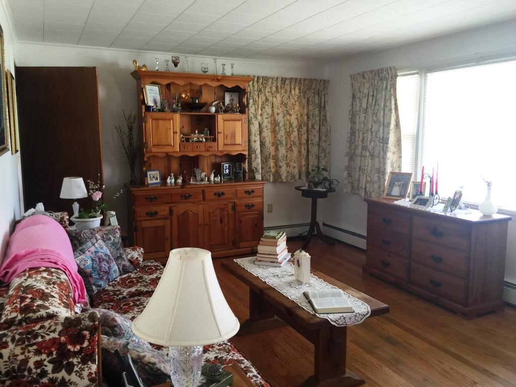 70 Field Avenue Rutland, VT 05701 - Photo 3 of 12