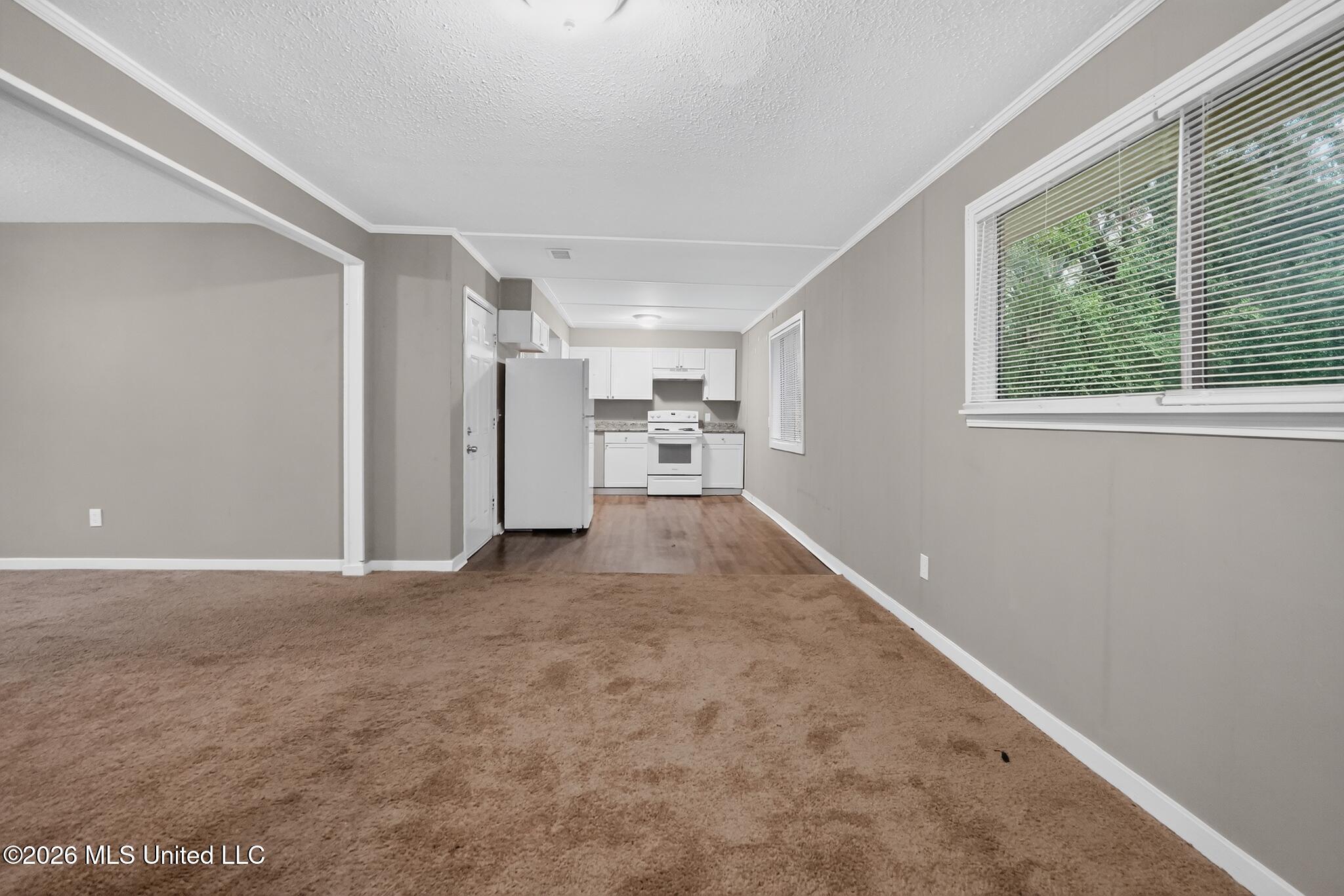 1089 Branch Street Jackson, MS 39212 - Photo 6 of 20 08_1089_Branch_St-Living_room-8455