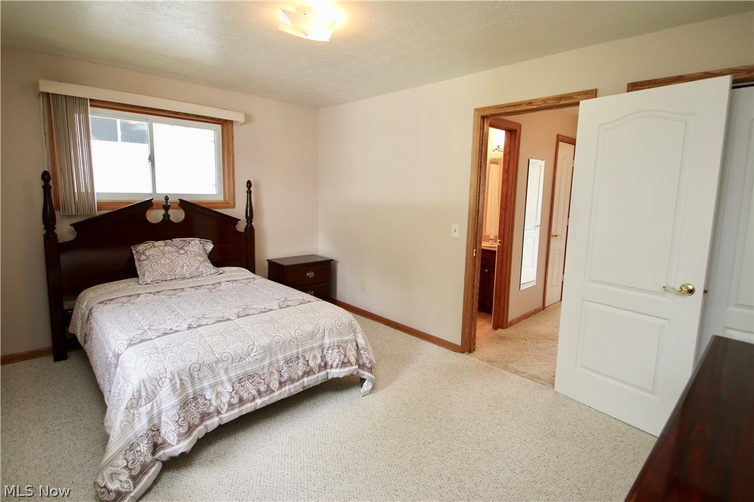 30331 Arnold Road Willowick, OH 44095 - Photo 18 of 34