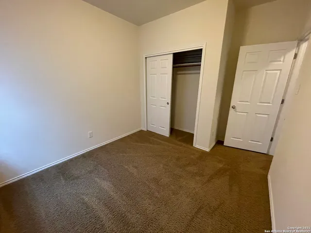 $1,600 | 745 Hollow Ridge, Schertz, TX 78108