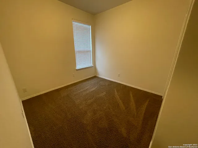 $1,600 | 745 Hollow Ridge, Schertz, TX 78108