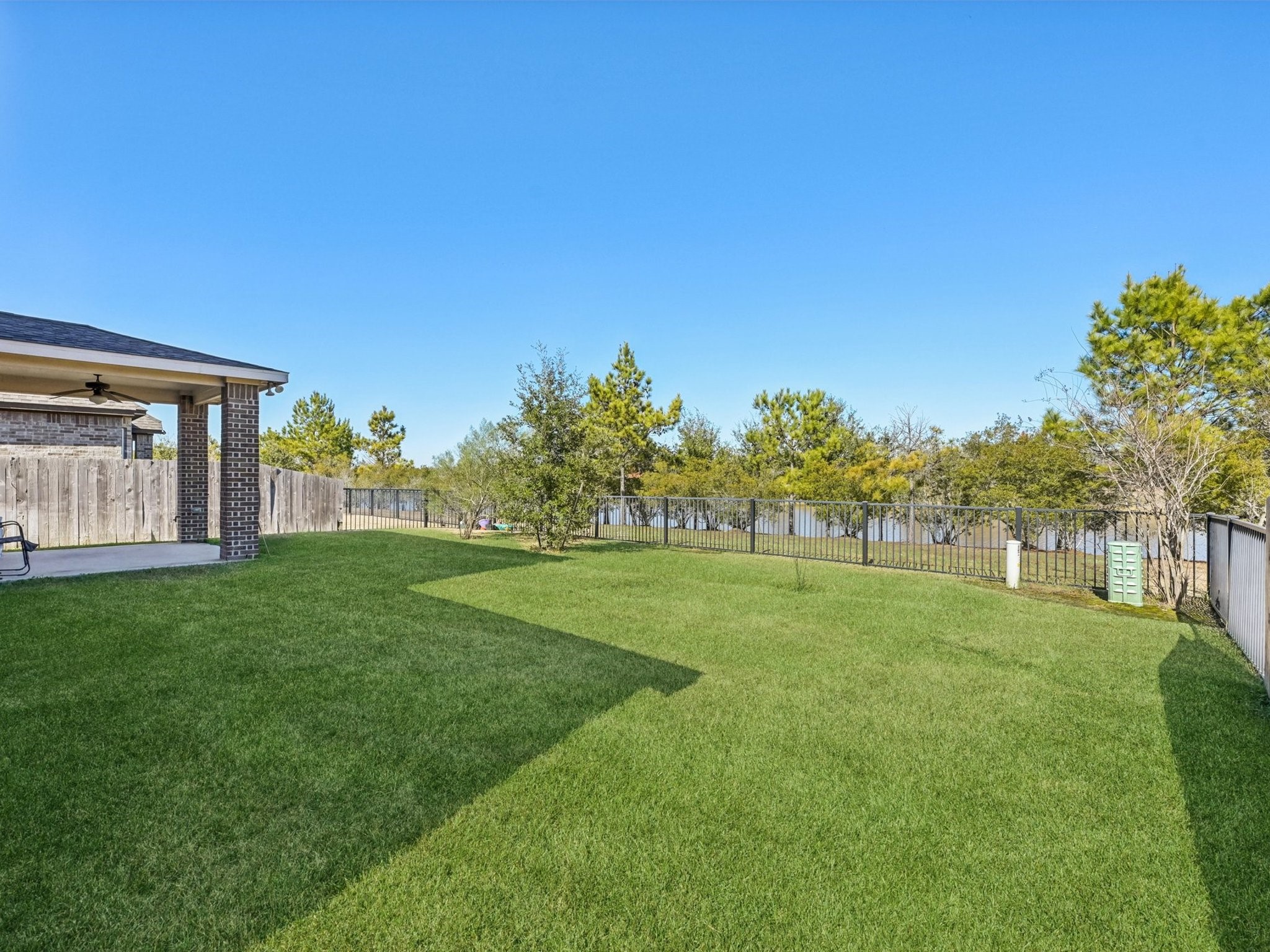 2505 Hatton Terrace Lane Pearland, TX 77089 - Photo 36 of 44 a view of a park with large trees