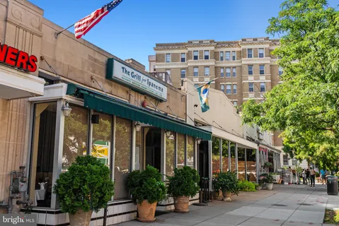 $424,900 | 1851 Columbia Road Northwest, Unit 305, Washington, DC 20009