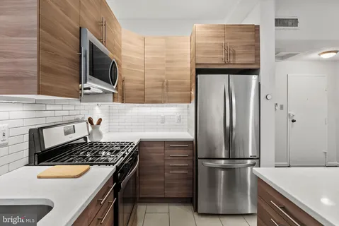 $424,900 | 1851 Columbia Road Northwest, Unit 305, Washington, DC 20009