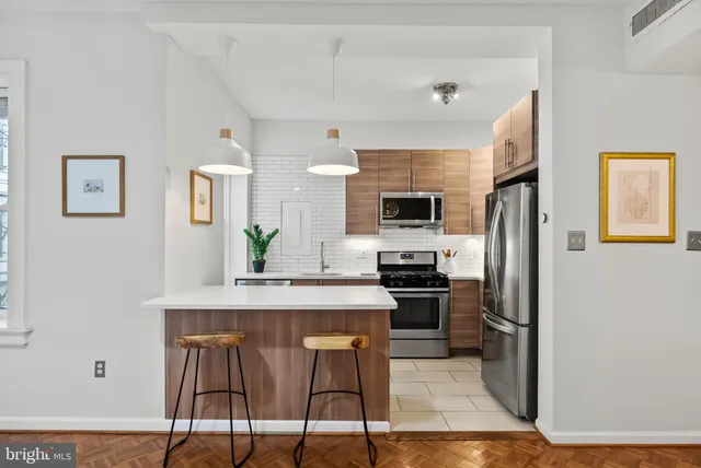 $424,900 | 1851 Columbia Road Northwest, Unit 305, Washington, DC 20009